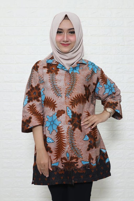 Model seragam batik wanita di Batikdlidir